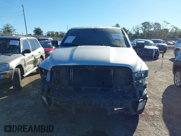 2018 Ram 1500 Express with VIN 1C6RR6KG0JS284186, listed as a IAAI auction lot 41599709 with 147,981 mi miles and . Bid and sale history available at DreamBid. Image 12.
