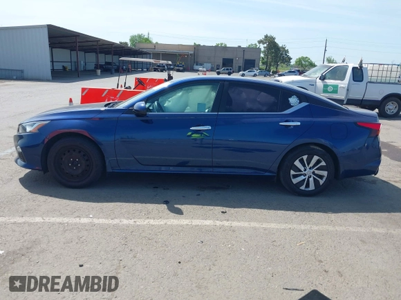 2019 Nissan Altima S z VIN 1N4BL4BV3KC103257, wystawiony jako IAAI lot #42056680 z przebiegiem 99 467 mil mil oraz . Historia ofert i sprzedaży dostępna na DreamBid. Obrazek 15.