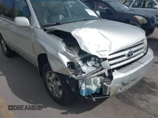 2007 Toyota Highlander w/3rd Row z VIN JTEEP21A370210215, wystawiony jako IAAI lot #42320402 z przebiegiem 166 315 mil mil oraz . Historia ofert i sprzedaży dostępna na DreamBid. Obrazek 6.