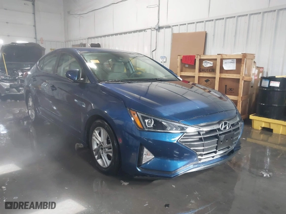 2020 Hyundai Elantra SEL with VIN 5NPD84LF3LH569739, listed as a IAAI auction lot 41270772 with 99,508 mi miles. Bid and sale history available at carsss.com. Image 1.