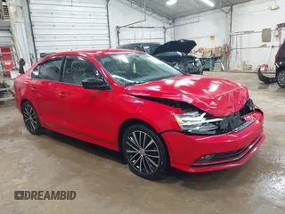 2016 Volkswagen Jetta Sport z VIN 3VWD17AJ3GM216234, wystawiony jako IAAI lot #42370300 z przebiegiem 102 850 mil mil oraz . Historia ofert i sprzedaży dostępna na DreamBid. Obrazek 1.
