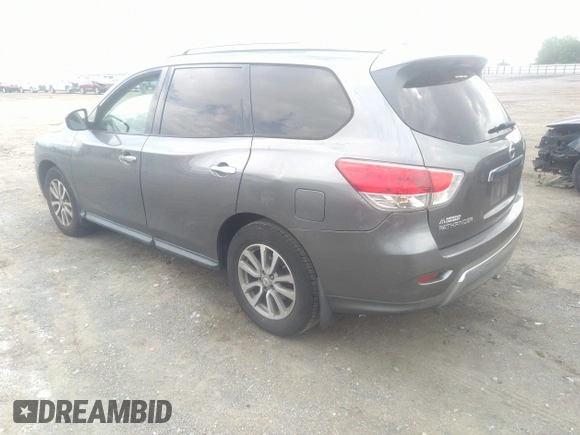 2016 Nissan Pathfinder Platinum with VIN 5N1AR2MNXGC625831, listed as a IAAI auction lot 42257421 with 162,803 mi miles and . Bid and sale history available at DreamBid. Image 3.