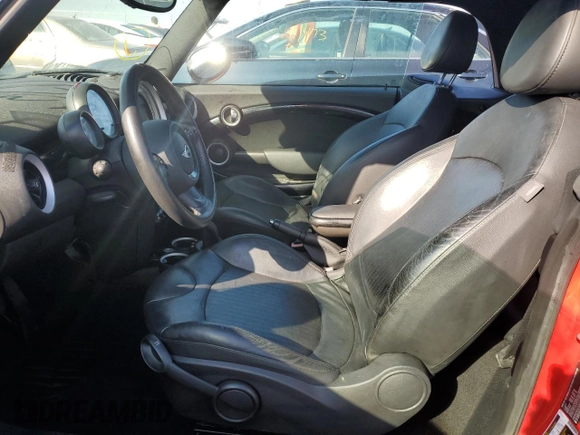 2014 MINI Convertible with VIN WMWZN3C5XET266498, listed as a Copart auction lot 77763074 with 76,680 mi miles and Non repairable. Bid and sale history available at DreamBid. Image 7.
