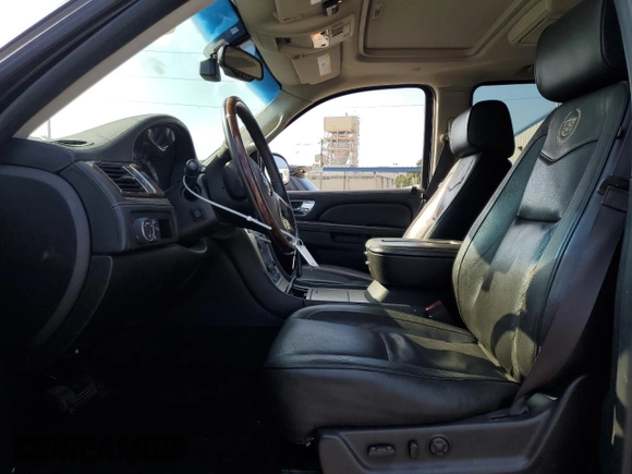 2013 Cadillac Escalade Platinum Edition with VIN 1GYS4DEF3DR125023, listed as a Copart auction lot 71715734 with 152,885 mi miles and Salvage Title. Bid and sale history available at carsss.com. Image 7.