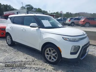 2020 Kia Soul S with VIN KNDJ23AU8L7066700, listed as a IAAI auction lot 41742161 with 66,374 mi miles. Bid and sale history available at carsss.com. Image 1.