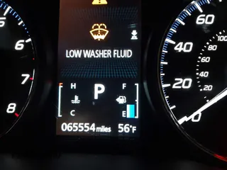 2018 Mitsubishi Outlander ES z VIN JA4AZ2A34JZ008883, wystawiony jako IAAI lot #42288285 z przebiegiem 65 554 mil mil oraz . Historia ofert i sprzedaży dostępna na DreamBid. Obrazek 15.