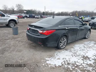 2011 Hyundai Sonata SE with VIN 5NPEC4AB8BH184498, listed as a IAAI auction lot 41299500 with 176,287 mi miles and . Bid and sale history available at carsss.com. Image 4.