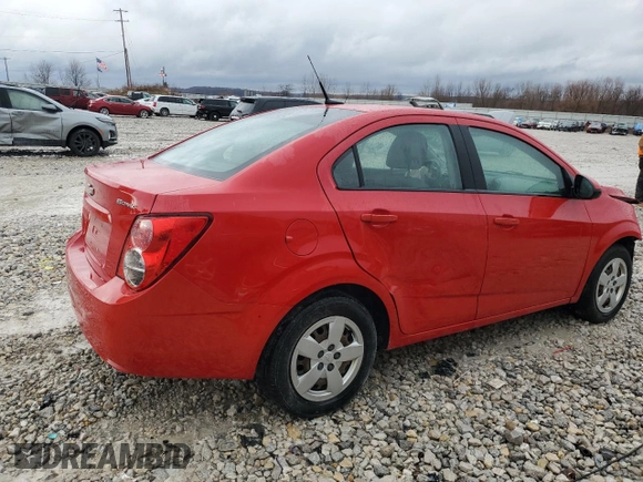 2013 Chevrolet Sonic LS z VIN 1G1JA5SH8D4237375, wystawiony jako Copart lot #47591375 z przebiegiem 65 174 mil mil oraz Czysty tytuł • Clean title. Historia ofert i sprzedaży dostępna na DreamBid. Obrazek 3.