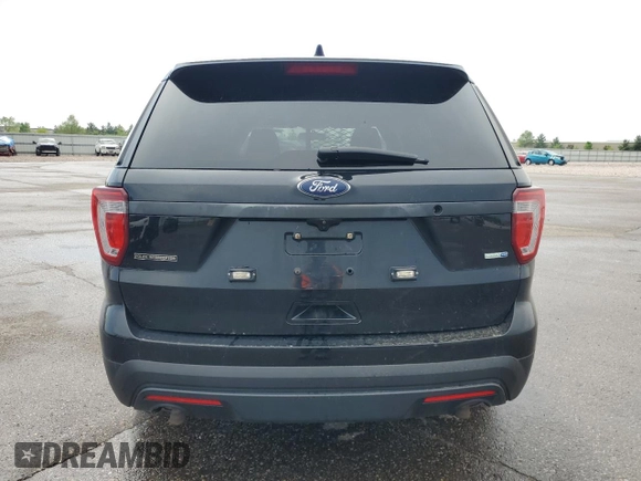 2017 Ford Police Interceptor Utility z VIN 1FM5K8AR1HGC86984, wystawiony jako Copart lot #54294055 z przebiegiem 152 577 mil mil oraz Szkoda całkowita • Salvage title. Historia ofert i sprzedaży dostępna na DreamBid. Obrazek 6.