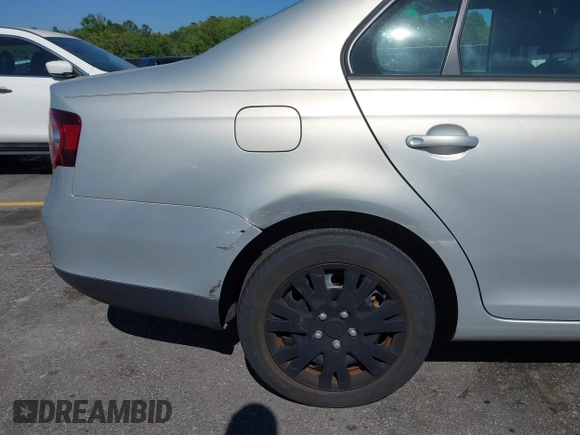 2010 Volkswagen Jetta S with VIN 3VWJX7AJ9AM078949, listed as a IAAI auction lot 41981568 with 180,225 mi miles and . Bid and sale history available at DreamBid. Image 12.