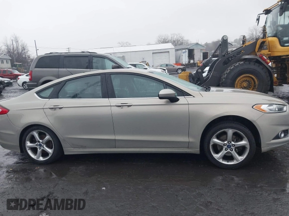 2016 Ford Fusion S with VIN 3FA6P0G78GR138247, listed as a IAAI auction lot 41570370 with 137,922 mi miles. Bid and sale history available at carsss.com. Image 13.
