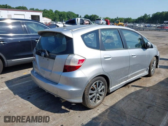 2012 Honda Fit Sport с VIN JHMGE8H53CC004656, выставлен на аукционе IAAI как лот 42484472 с пробегом Не указан миль и . История ставок и продаж доступна на DreamBid. Изображение 4.