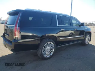 2015 Cadillac Escalade ESV Platinum z VIN 1GYS4UKJ7FR606162, wystawiony jako Copart lot #49666795 z przebiegiem 252 419 mil mil oraz Szkoda całkowita • Salvage title. Historia ofert i sprzedaży dostępna na DreamBid. Obrazek 3.