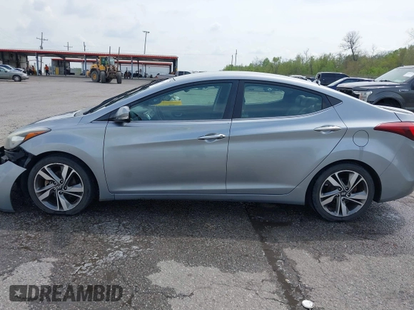 2015 Hyundai Elantra SE z VIN 5NPDH4AE1FH572184, wystawiony jako IAAI lot #41891020 z przebiegiem 261 395 mil mil oraz . Historia ofert i sprzedaży dostępna na DreamBid. Obrazek 14.