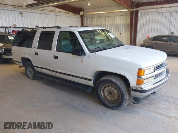1999 Chevrolet Suburban with VIN 3GNFK16RXXG251900, listed as a IAAI auction lot 42207733 with 224,819 mi miles and . Bid and sale history available at DreamBid. Image 1.