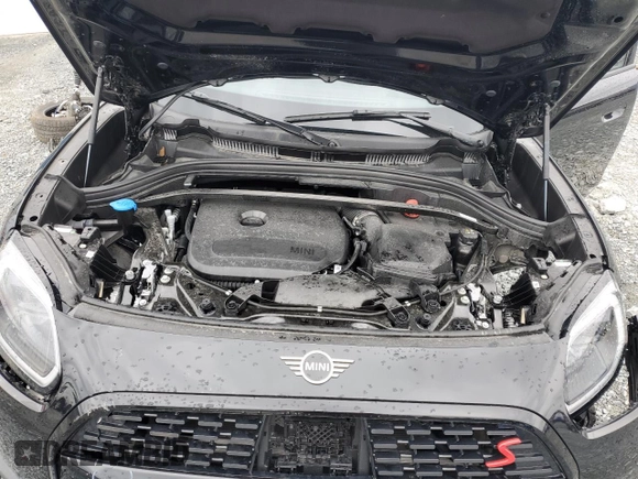 2025 MINI Countryman S with VIN WMZ23GA00S7P60432, listed as a Copart auction lot 53447665 with 6,456 mi miles and Salvage title. Bid and sale history available at DreamBid. Image 12.