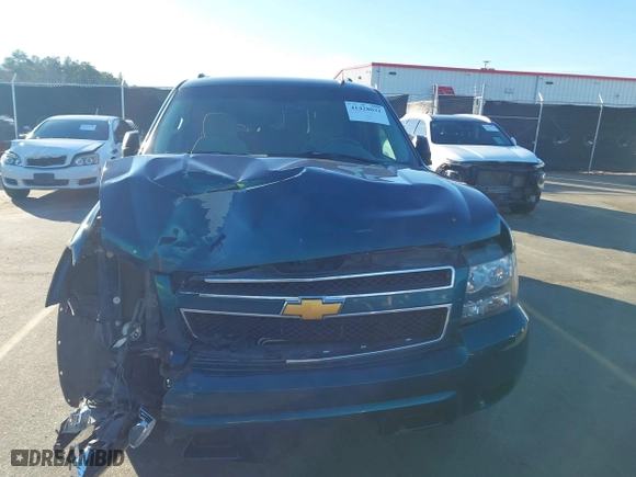 2007 Chevrolet Suburban LT with VIN 3GNFC16J07G102869, listed as a IAAI auction lot 41428031 with 1 mi miles. Bid and sale history available at carsss.com. Image 11.