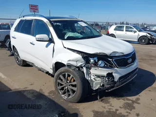 2013 Kia Sorento SX with VIN 5XYKWDA27DG325081, listed as a IAAI auction lot 41602211 with 140,015 mi miles and . Bid and sale history available at DreamBid. Image 1.