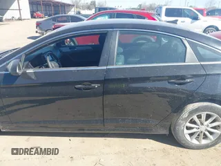 2019 Hyundai Sonata SE with VIN 5NPE24AF5KH818646, listed as a IAAI auction lot 41739823 with 76,361 mi miles and . Bid and sale history available at carsss.com. Image 14.