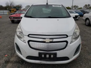 2015 Chevrolet Spark EV LT with VIN KL8CL6S01FC702137, listed as a Copart auction lot 49652135 with 0 mi miles and Clean Title. Bid and sale history available at carsss.com. Image 5.