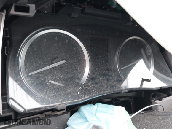 2018 Toyota Highlander SE z VIN 5TDJZRFH0JS529197, wystawiony jako IAAI lot #40233988 z przebiegiem Nie podano mil oraz . Historia ofert i sprzedaży dostępna na DreamBid. Obrazek 7.