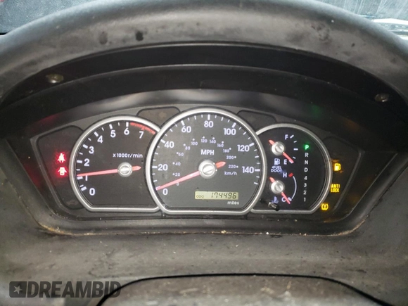2005 Mitsubishi Endeavor LS with VIN 4A4MN21SX5E075273, listed as a Copart auction lot 41709845 with 174,496 mi miles and Clean Title. Bid and sale history available at carsss.com. Image 9.