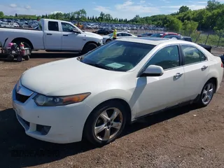 2009 Acura TSX with VIN JH4CU26669C010373, listed as a IAAI auction lot 42621819 with Not provided miles and . Bid and sale history available at DreamBid. Image 2.