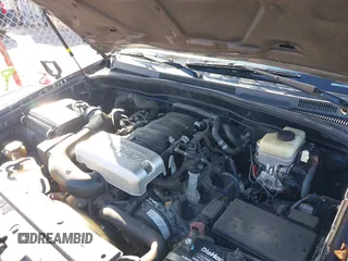 2007 Toyota 4Runner SR5 with VIN JTEBT14R870066185, listed as a IAAI auction lot 41799527 with 171,432 mi miles and . Bid and sale history available at DreamBid. Image 10.