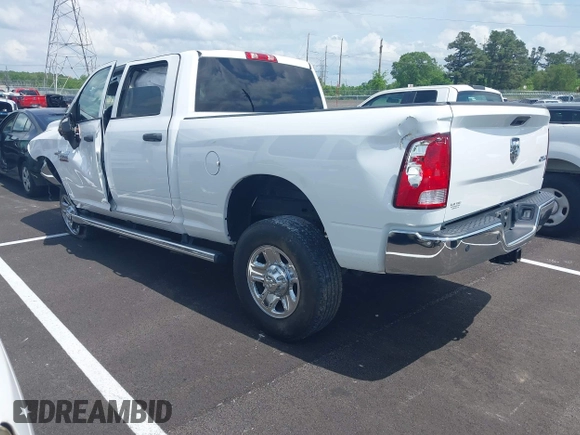 2018 Ram 2500 Tradesman with VIN 3C6UR5CJ6JG276003, listed as a IAAI auction lot 42128023 with 41,113 mi miles and . Bid and sale history available at DreamBid. Image 3.