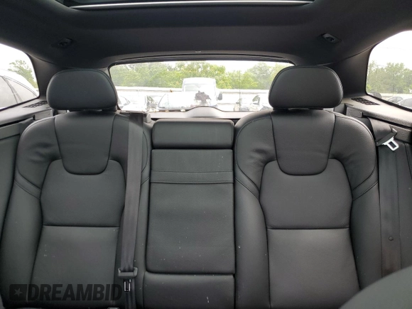 2018 Volvo XC60 Momentum with VIN YV4A22RK5J1018243, listed as a Copart auction lot 59377425 with 71,917 mi miles and Salvage title. Bid and sale history available at DreamBid. Image 10.