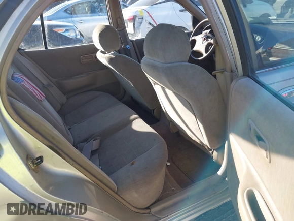 1995 Nissan Altima XE with VIN 1N4BU31D08C201209, listed as a IAAI auction lot 41687822 with 184,247 mi miles. Bid and sale history available at carsss.com. Image 8.