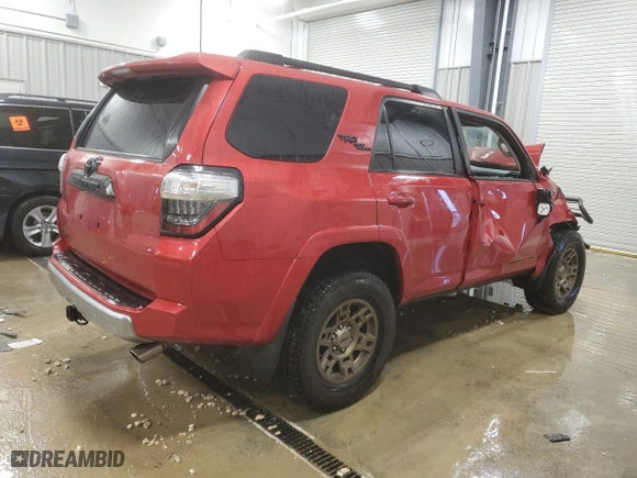 2021 Toyota 4Runner TRD Off Road with VIN JTEPU5JR2M5914784, listed as a Copart auction lot 81553524 with 128,791 mi miles and Salvage Title. Bid and sale history available at carsss.com. Image 3.