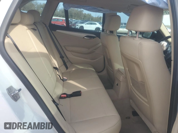 2015 BMW X1 sDrive28i with VIN WBAVM1C50FV498720, listed as a Copart auction lot 80381264 with 0 mi miles and Salvage Title. Bid and sale history available at carsss.com. Image 11.