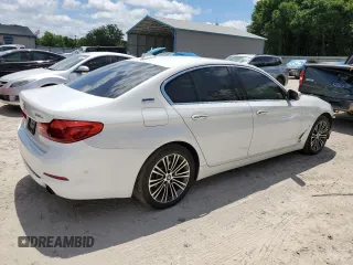 2018 BMW 5 Series 530e with VIN WBAJA9C55JG623083, listed as a Copart auction lot 55872524 with 90,222 mi miles and Non repairable. Bid and sale history available at DreamBid. Image 3.