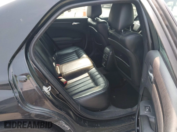 2014 Chrysler 300 S z VIN 2C3CCAGG8EH222645, wystawiony jako IAAI lot #42381766 z przebiegiem 254 710 mil mil oraz . Historia ofert i sprzedaży dostępna na DreamBid. Obrazek 8.