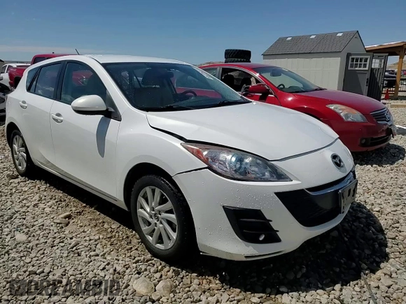 2013 Mazda 3 i Touring z VIN JM1BL1L7XD1794942, wystawiony jako Copart lot #57842295 z przebiegiem 124 408 mil mil oraz Szkoda całkowita • Salvage title. Historia ofert i sprzedaży dostępna na DreamBid. Obrazek 13.