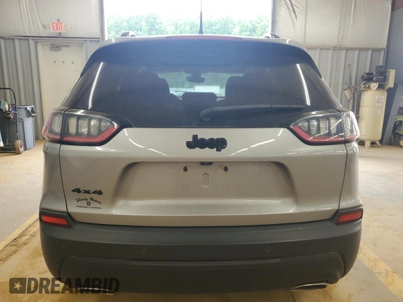 2019 Jeep Cherokee Altitude с VIN 1C4PJMLX0KD367701, выставлен на аукционе Copart как лот 55210775 с пробегом 64 079 миль миль и Списание • Salvage title. История ставок и продаж доступна на DreamBid. Изображение 6.