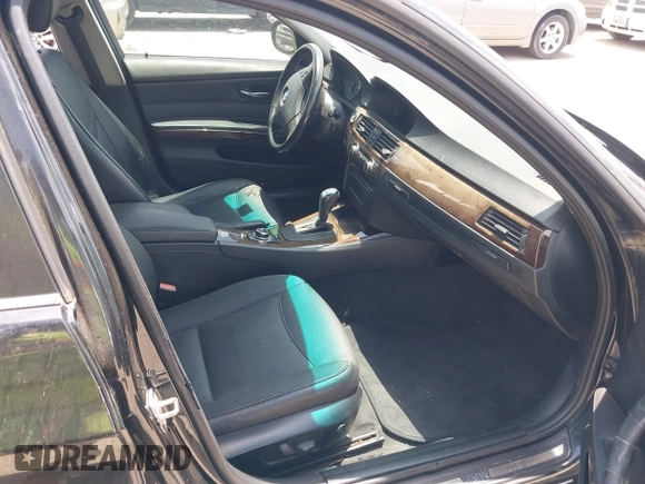 2011 BMW 3 Series 328i xDrive with VIN WBAPK5C54BA654944, listed as a IAAI auction lot 42545214 with 90,083 mi miles and . Bid and sale history available at DreamBid. Image 5.