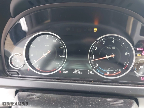 2017 BMW 6 Series 650i with VIN WBA6F5C55HD996913, listed as a IAAI auction lot 41876133 with 42,338 mi miles. Bid and sale history available at carsss.com. Image 7.