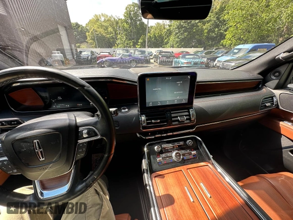 2018 Lincoln Navigator Reserve с VIN 5LMJJ3LT9JEL14915, выставлен на аукционе Copart как лот 59414895 с пробегом 205 068 миль миль и Чистый • Clean title. История ставок и продаж доступна на DreamBid. Изображение 9.