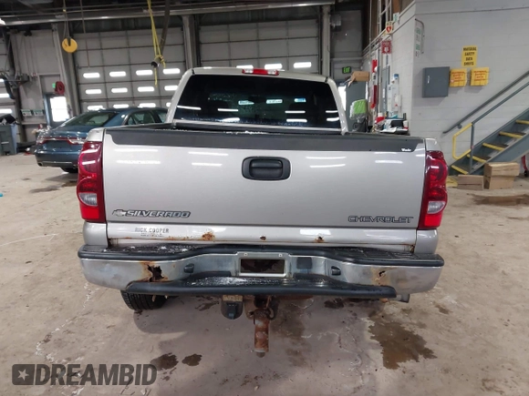 2003 Chevrolet Silverado 1500 with VIN 2GCEK19T731165314, listed as a IAAI auction lot 41605502 with 152,310 mi miles. Bid and sale history available at carsss.com. Image 17.