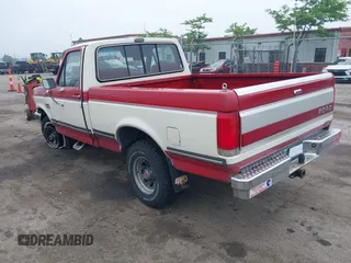 1989 Ford F-150 with VIN 1FTEF14NXKKA50427, listed as a IAAI auction lot 42449724 with 98,001 mi miles and . Bid and sale history available at DreamBid. Image 3.