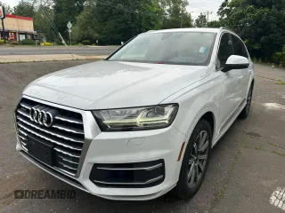 2018 Audi Q7 Premium Plus with VIN WA1LAAF70JD019706, listed as a Copart auction lot 63009995 with 109,501 mi miles and Clean title. Bid and sale history available at DreamBid. Image 1.