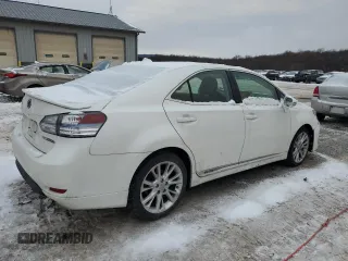 2010 Lexus HS 250h with VIN JTHBB1BA5A2018075, listed as a Copart auction lot 87091654 with 137,579 mi miles and Salvage Title. Bid and sale history available at DreamBid. Image 3.