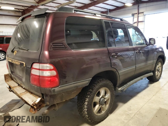 2004 Toyota Land Cruiser with VIN JTEHT05J242066938, listed as a Copart auction lot 88685065 with 307,578 mi miles and Salvage Title. Bid and sale history available at carsss.com. Image 3.