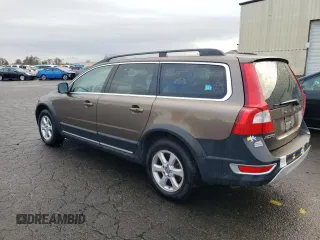 2013 Volvo XC70 3.2L with VIN YV4952BL8D1163536, listed as a Copart auction lot 74221894 with 108,520 mi miles and Salvage Title. Bid and sale history available at DreamBid. Image 2.