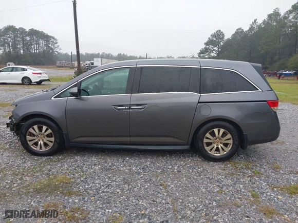 2016 Honda Odyssey SE with VIN 5FNRL5H36GB038533, listed as a IAAI auction lot 41610306 with 192,543 mi miles. Bid and sale history available at carsss.com. Image 14.