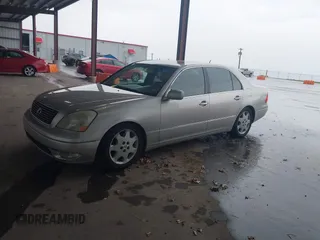 2001 Lexus LS 430 z VIN JTHBN30F710007446, wystawiony jako IAAI lot #42219047 z przebiegiem Nie podano mil oraz . Historia ofert i sprzedaży dostępna na DreamBid. Obrazek 2.