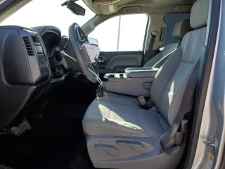 2018 Chevrolet Silverado 1500 Custom with VIN 1GCRCPEH8JZ328981, listed as a Copart auction lot 44075575 with 56,742 mi miles and Salvage Title. Bid and sale history available at carsss.com. Image 7.