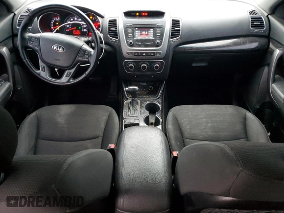 2014 Kia Sorento LX with VIN 5XYKT4A70EG490296, listed as a Copart auction lot 43178465 with 182,638 mi miles and Salvage Title. Bid and sale history available at carsss.com. Image 8.